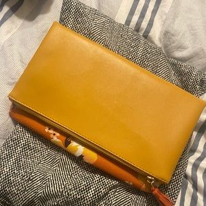 Summer/Spring Clutch